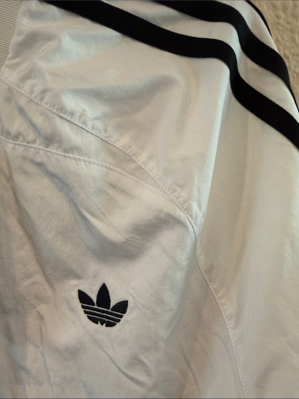 adidas White Cropped Jacket - Picture 3 of 4